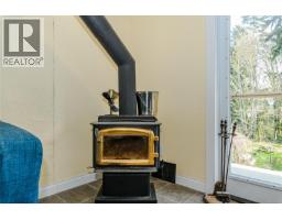 Bedroom - 821 Fulford-ganges Rd, Salt Spring, BC V8K2G4 Photo 12
