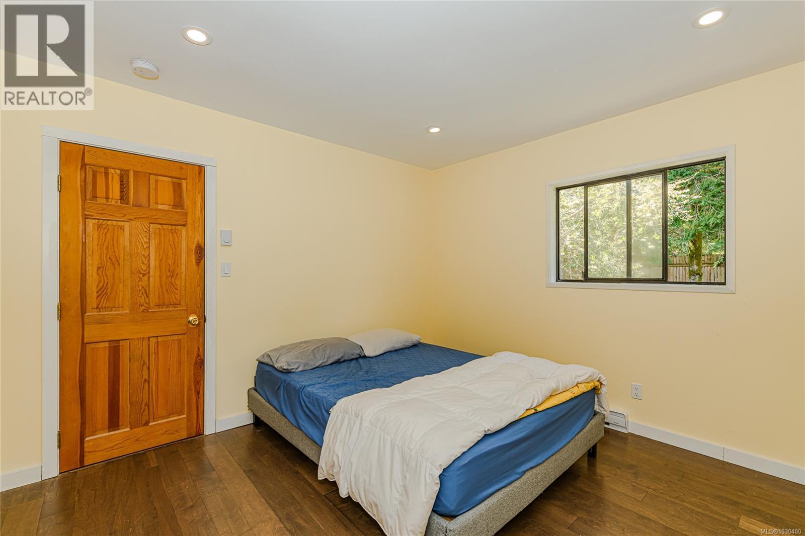 821 Fulford-Ganges Rd, Salt Spring