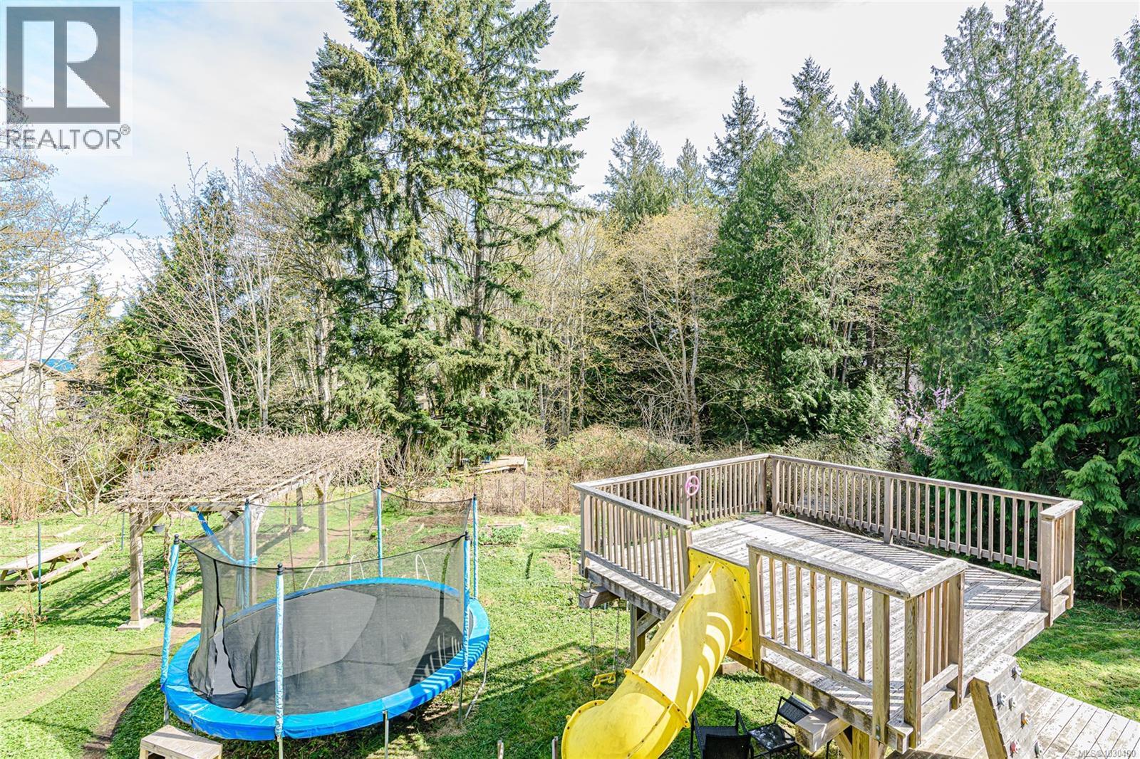 821 Fulford-Ganges Rd, Salt Spring