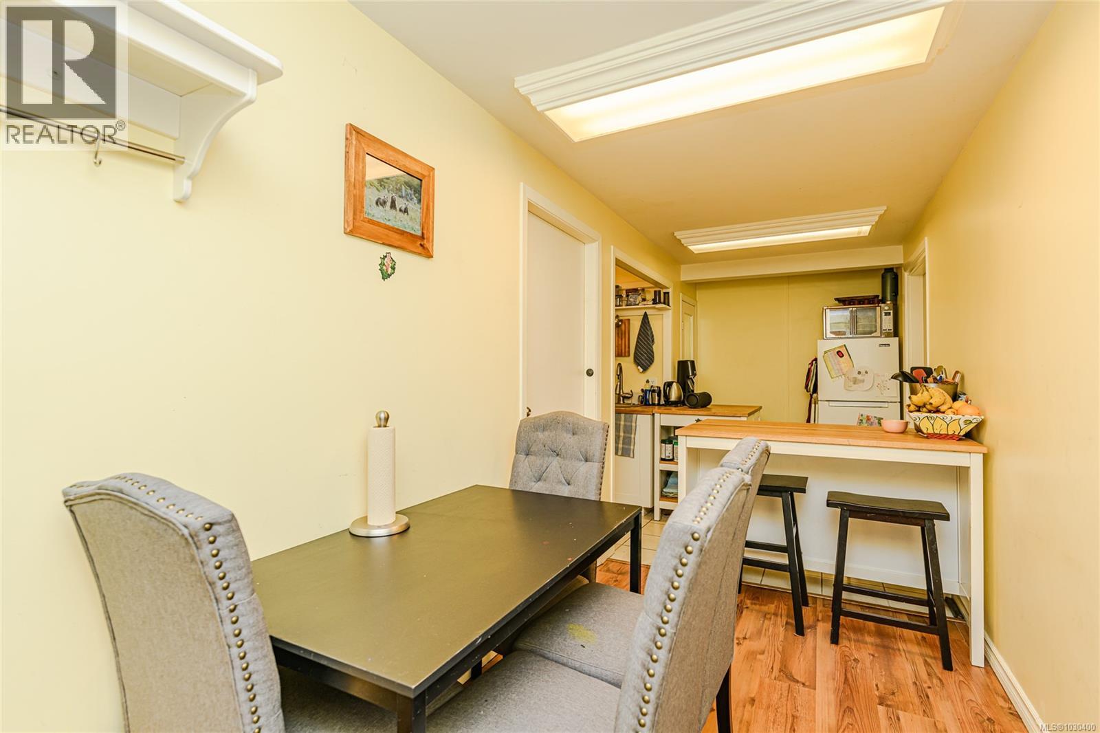 821 Fulford-Ganges Rd, Salt Spring