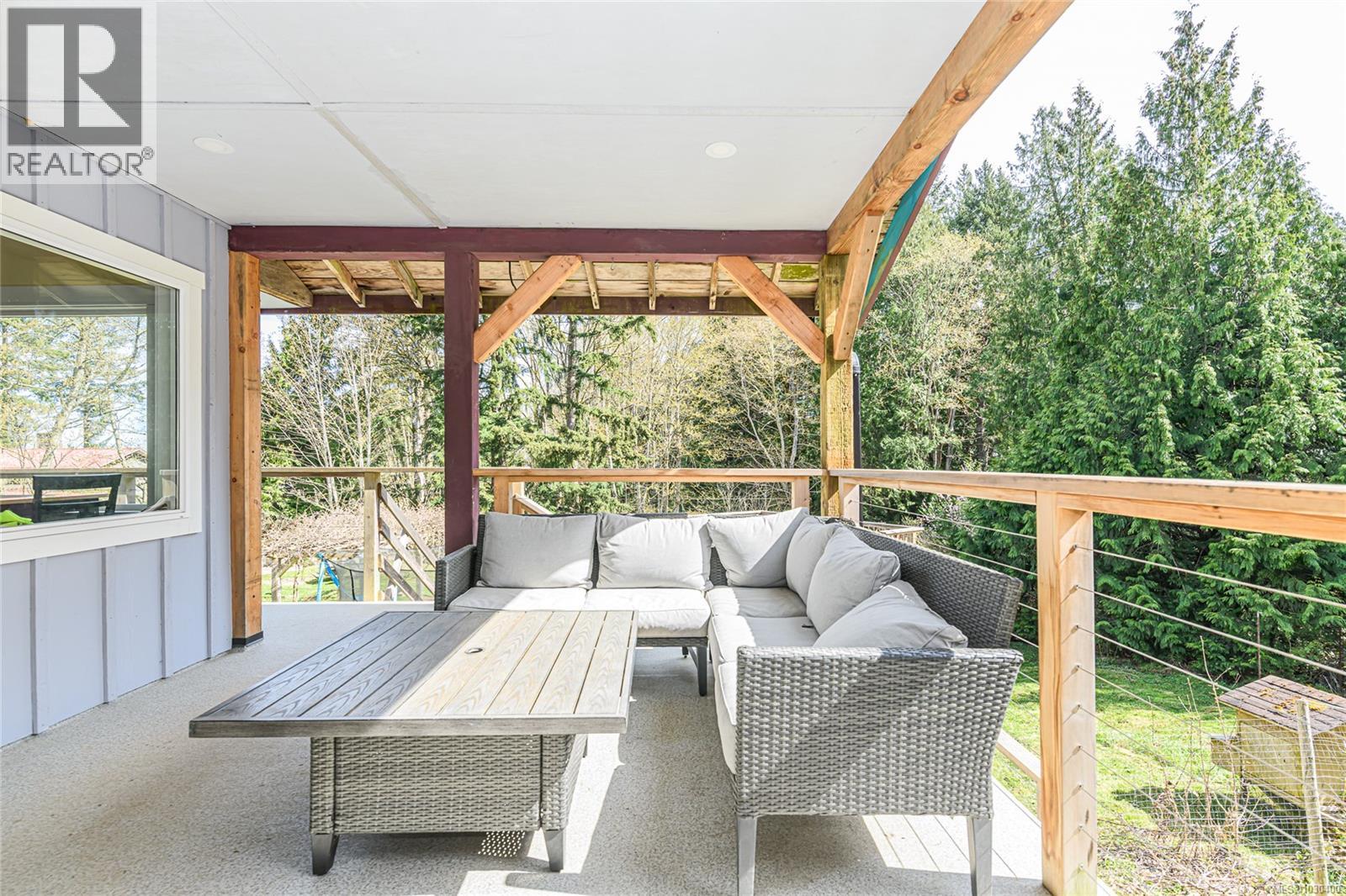 821 Fulford-Ganges Rd, Salt Spring