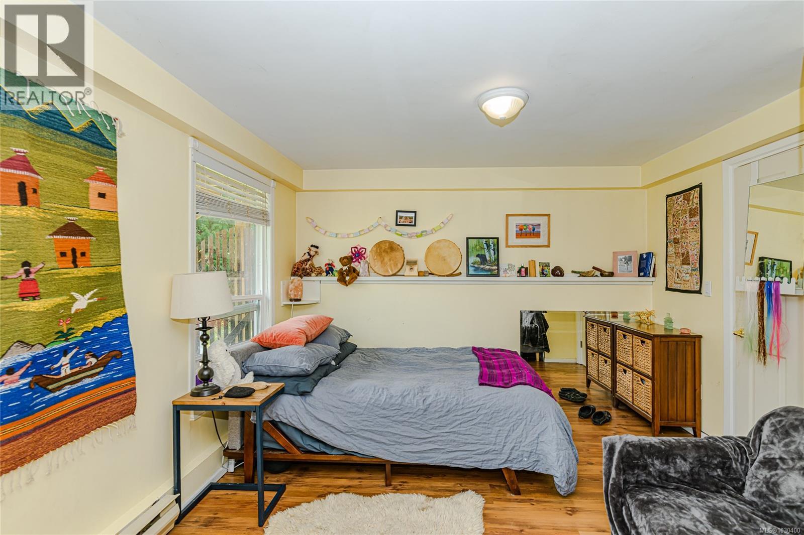 821 Fulford-Ganges Rd, Salt Spring