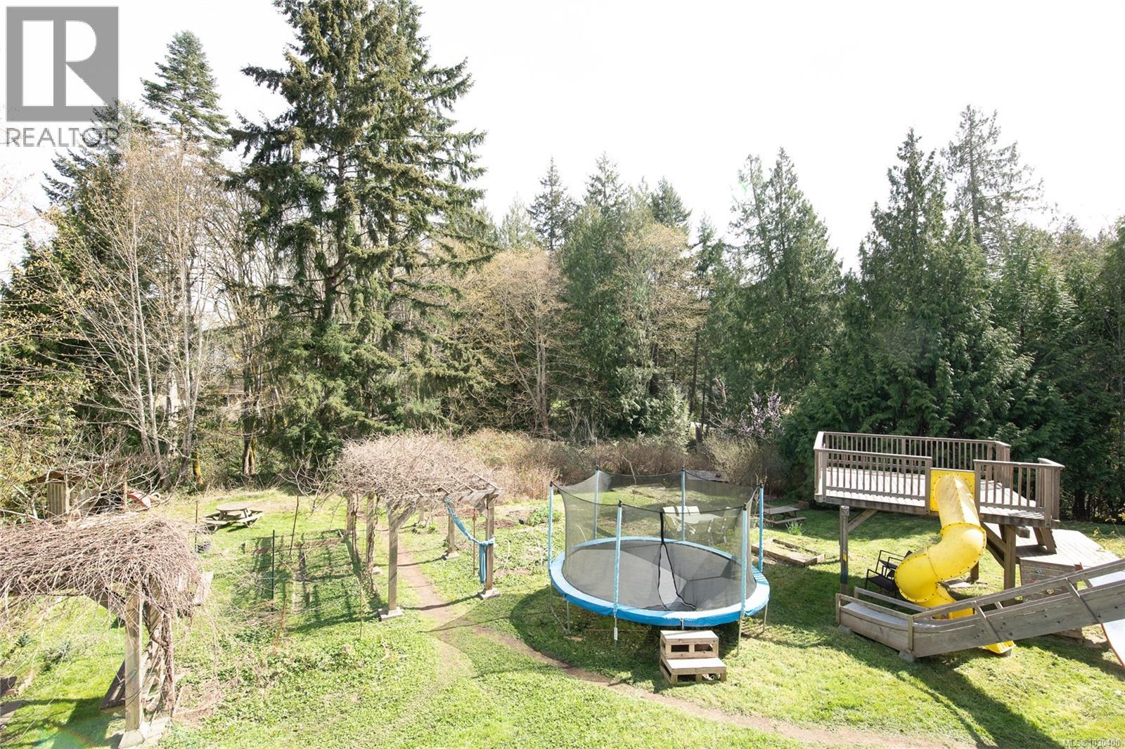 821 Fulford-Ganges Rd, Salt Spring