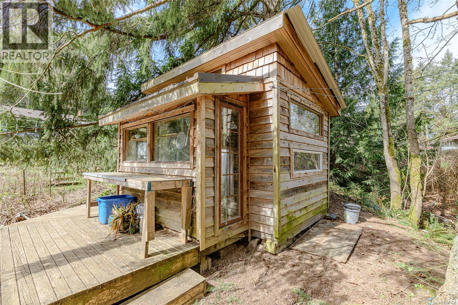 821 Fulford-Ganges Rd, Salt Spring