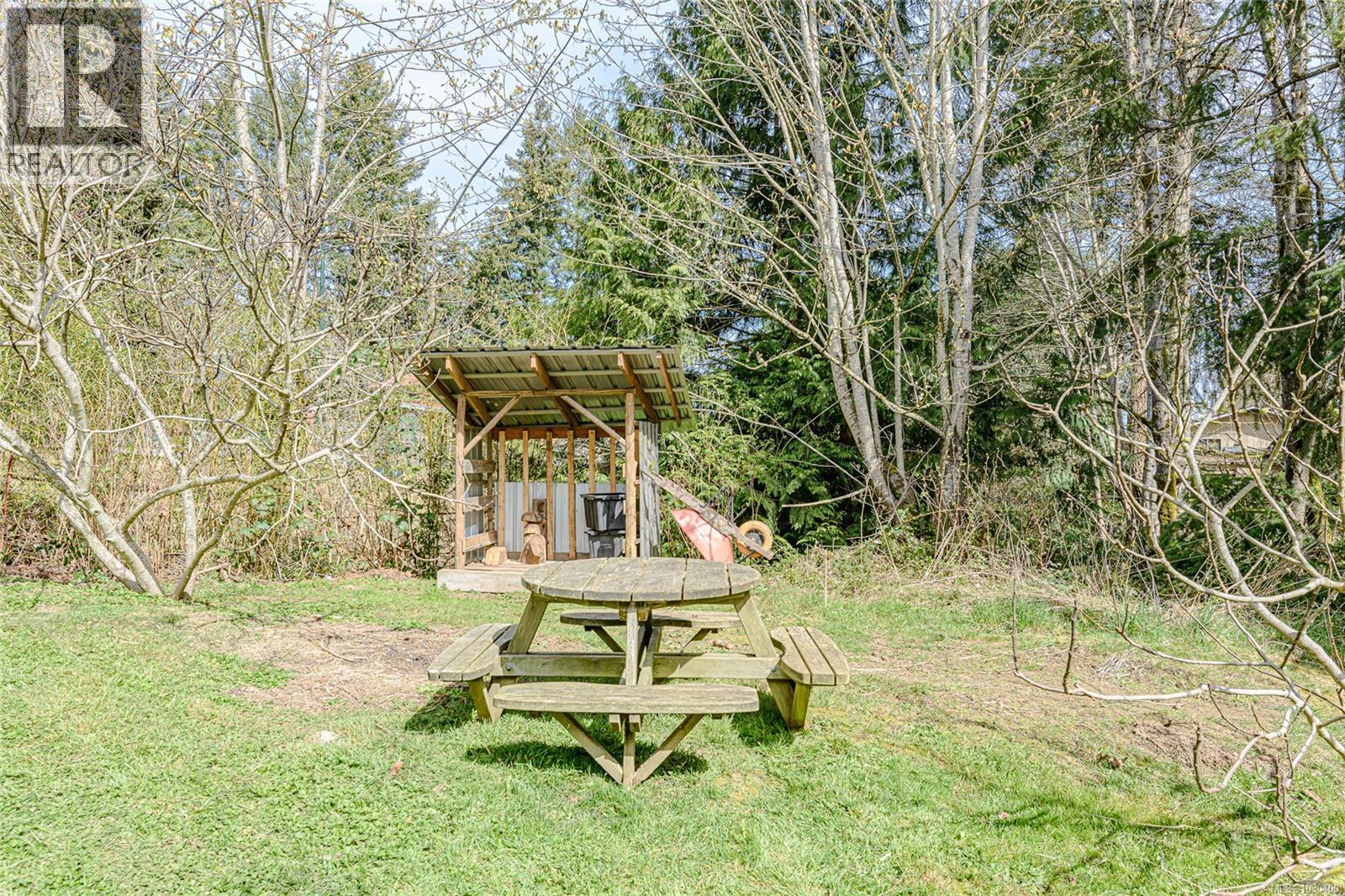 821 Fulford-Ganges Rd, Salt Spring