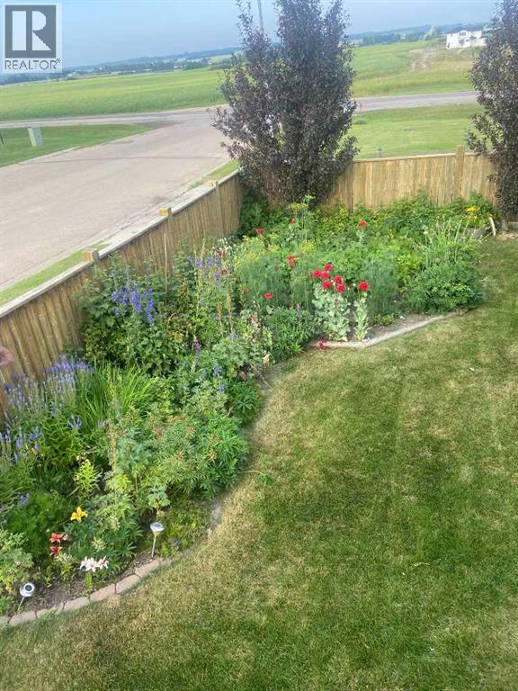 7135 Henner's Road, Lacombe