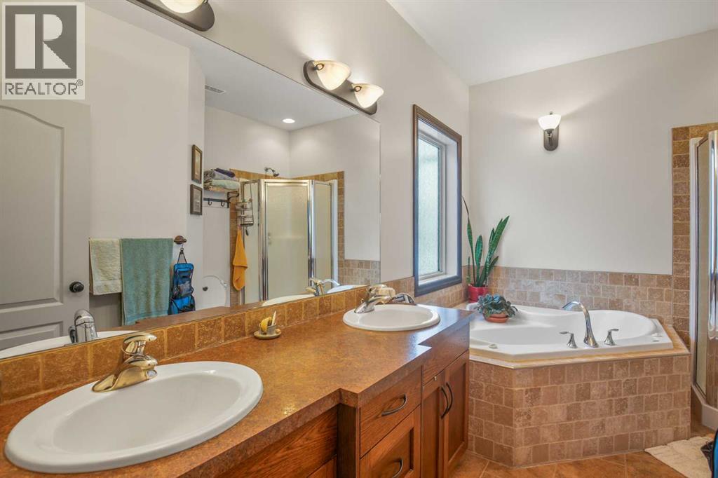 7135 Henner's Road, Lacombe