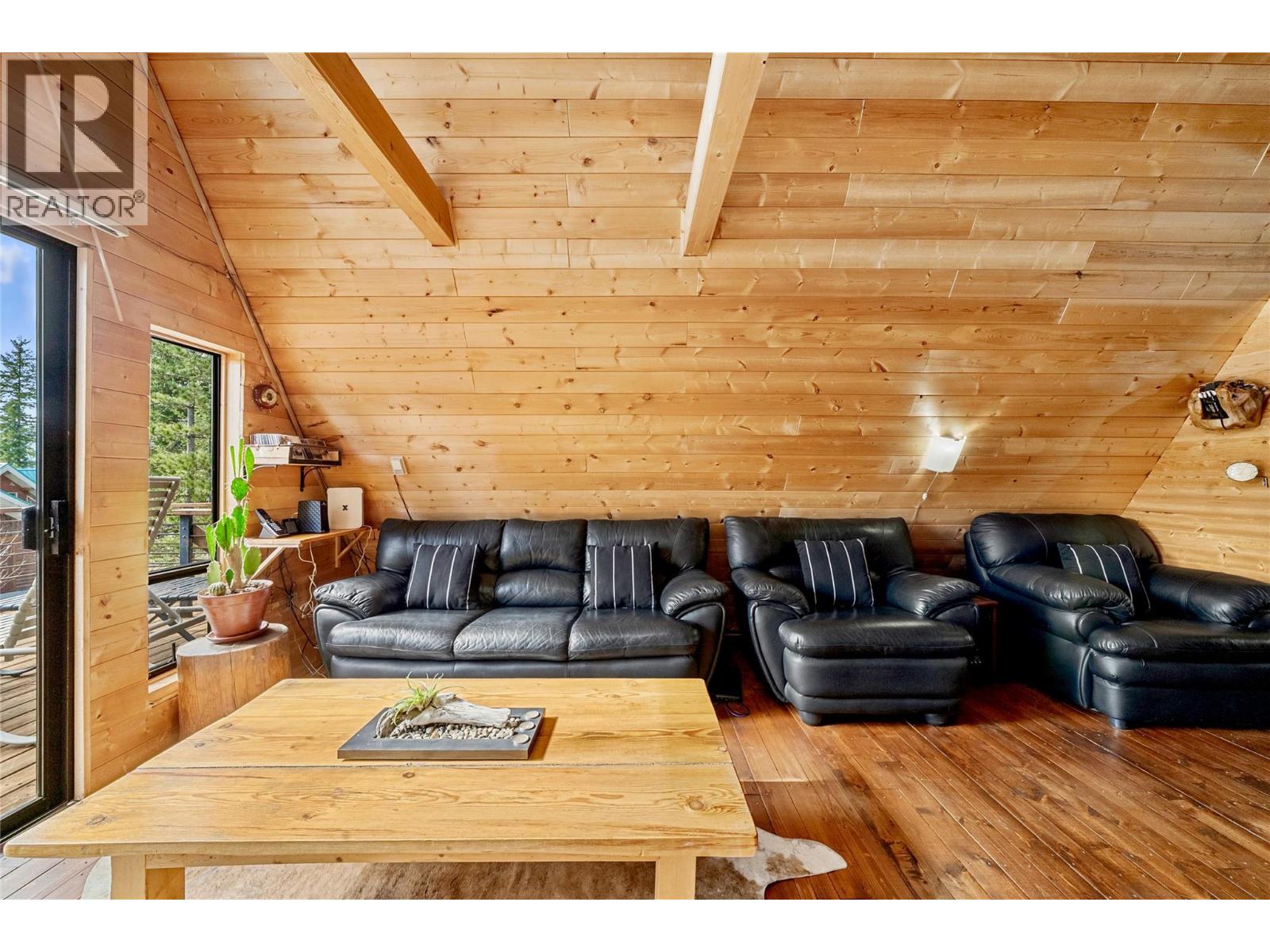 15 8800 Seymour Arm Main Forest Service Road, Seymour Arm