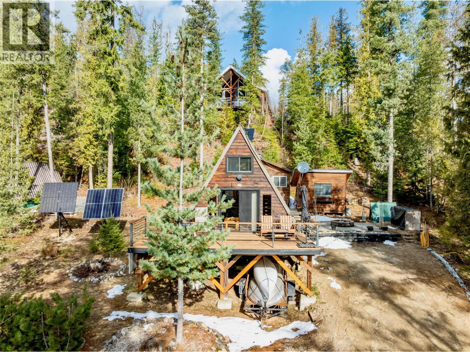 15 8800 Seymour Arm Main Forest Service Road, Seymour Arm