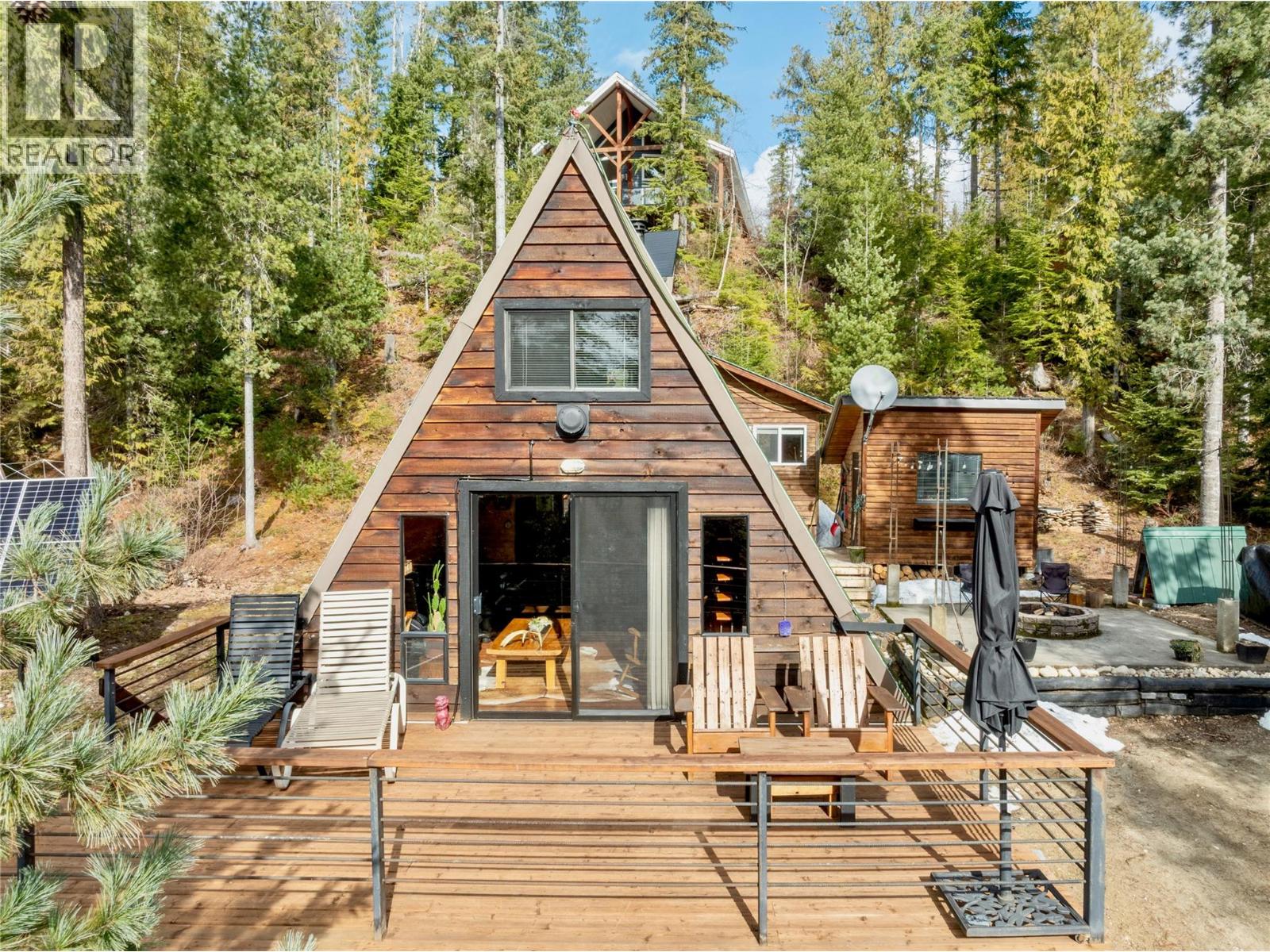 15 8800 Seymour Arm Main Forest Service Road, Seymour Arm