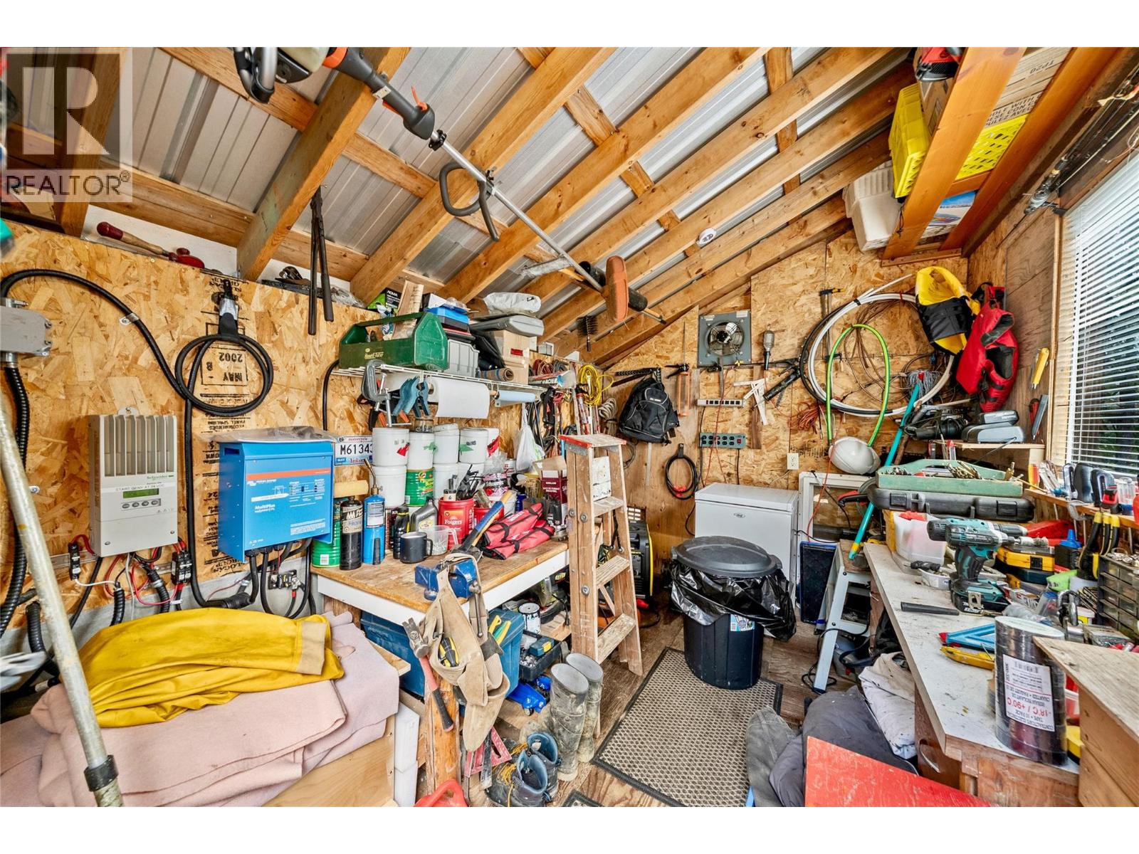 15 8800 Seymour Arm Main Forest Service Road, Seymour Arm