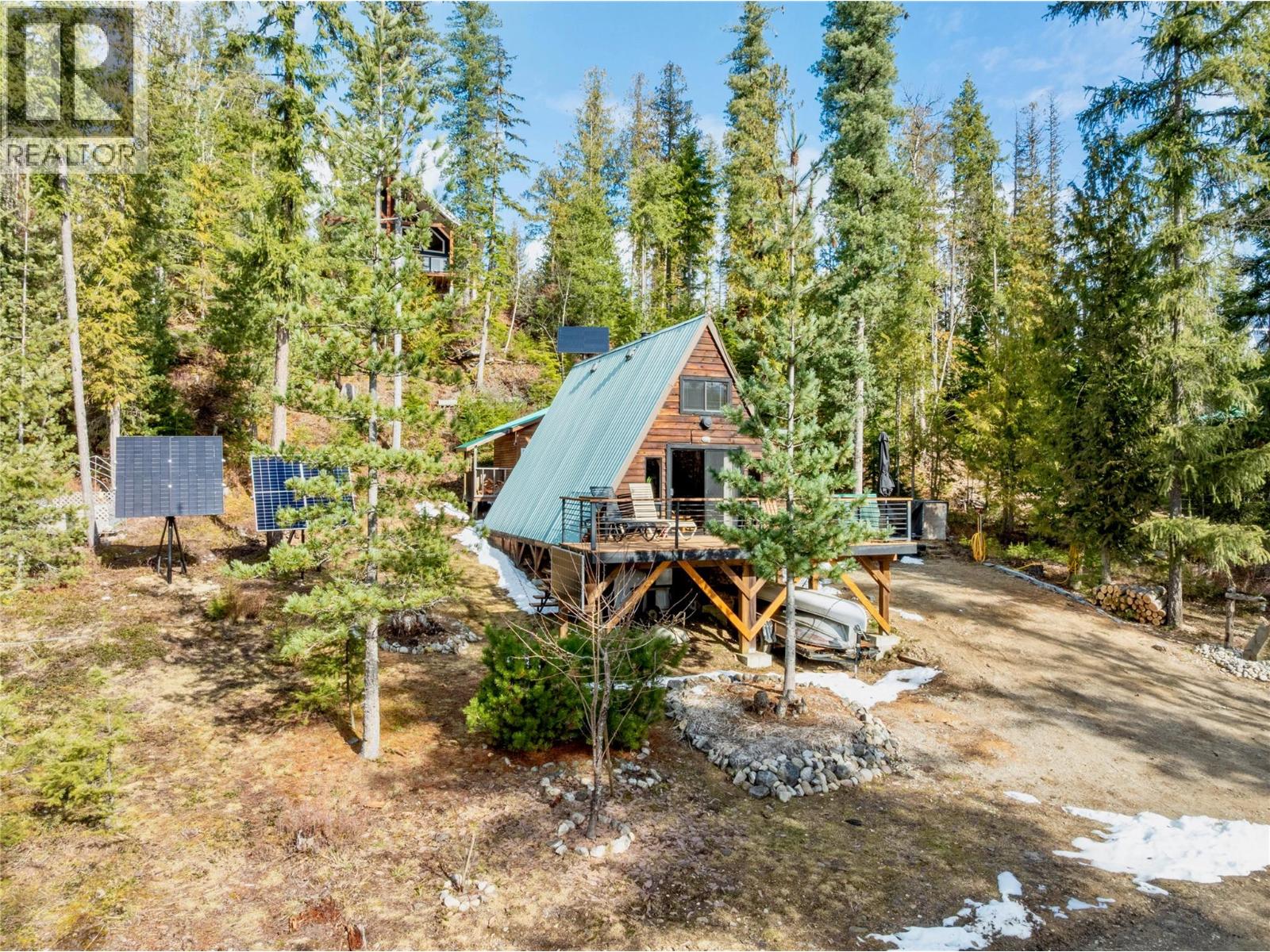 15 8800 Seymour Arm Main Forest Service Road, Seymour Arm