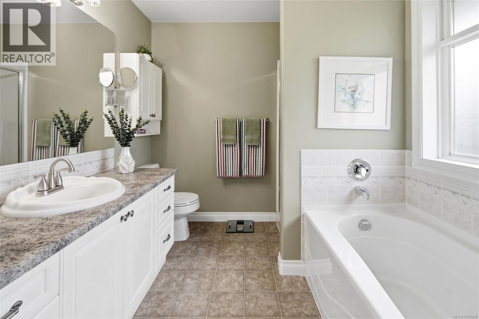 7139 Jacksons Pl, Sooke