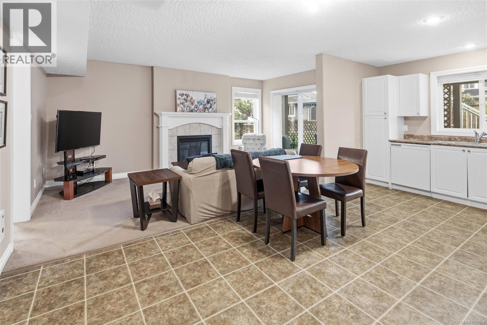 7139 Jacksons Pl, Sooke