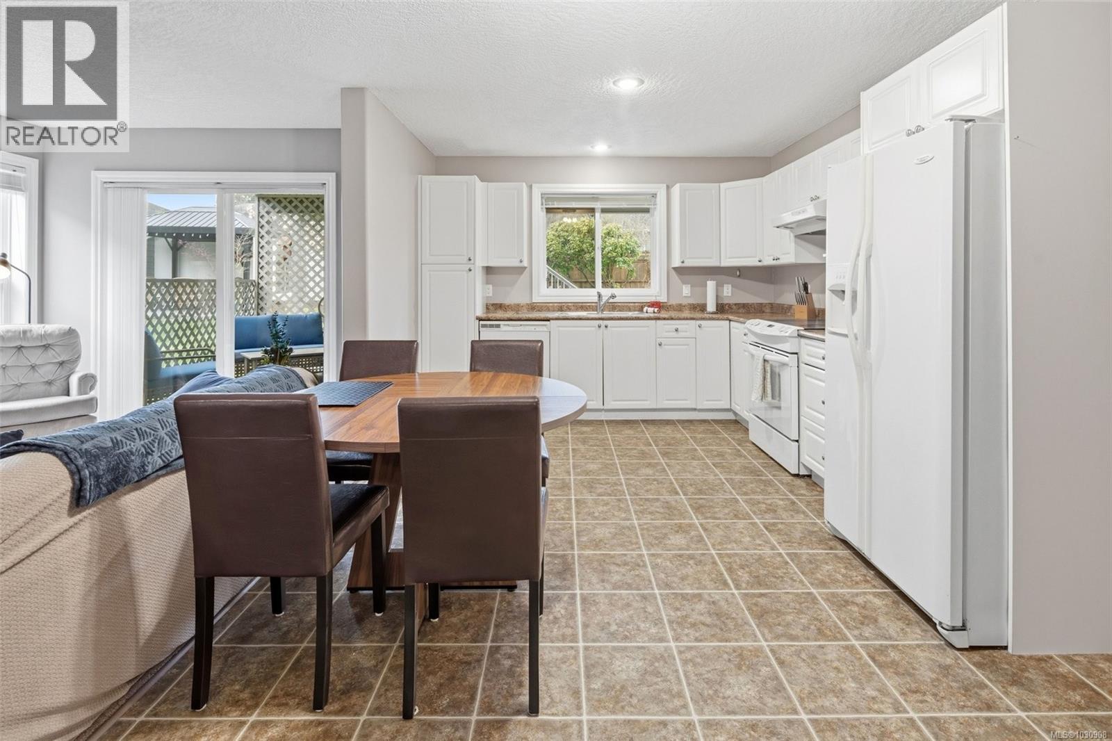 7139 Jacksons Pl, Sooke