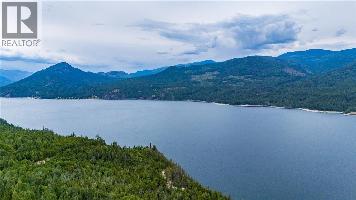 Lower Arrow Lake Lot# 5, Castlegar