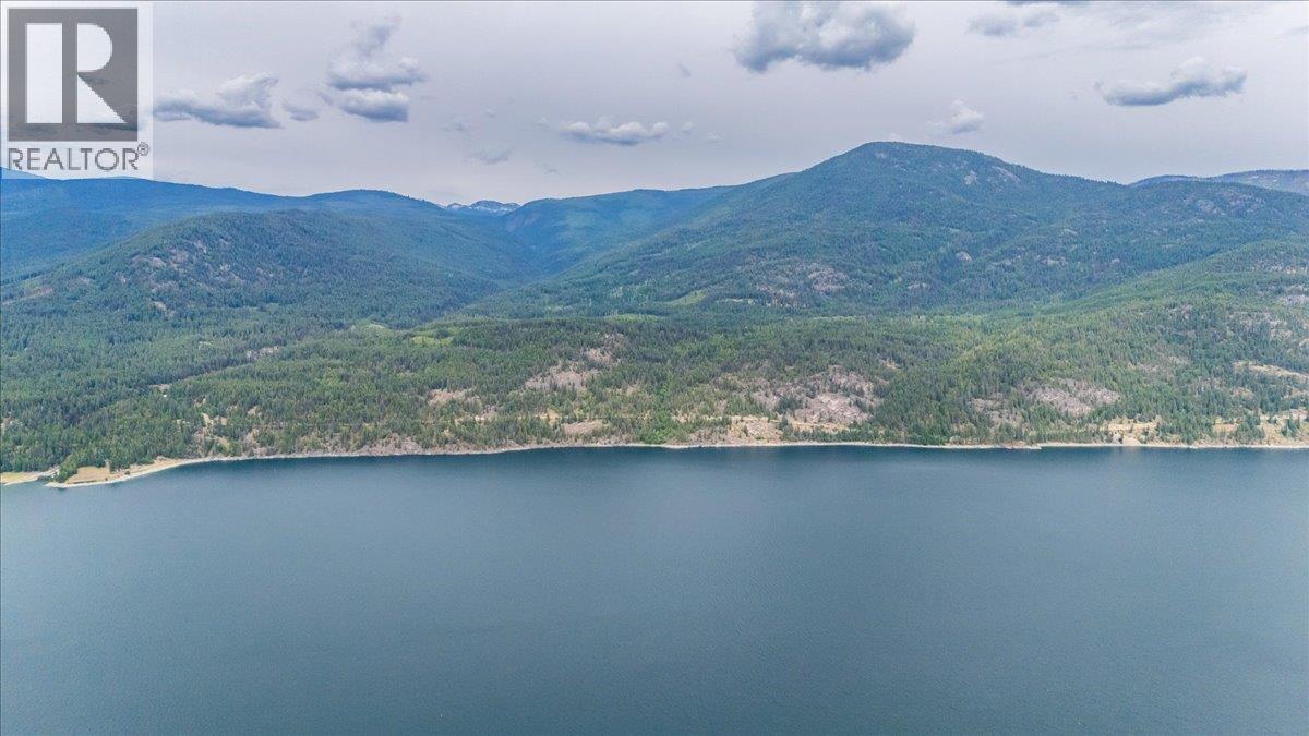 Lower Arrow Lake Lot# 5, Castlegar