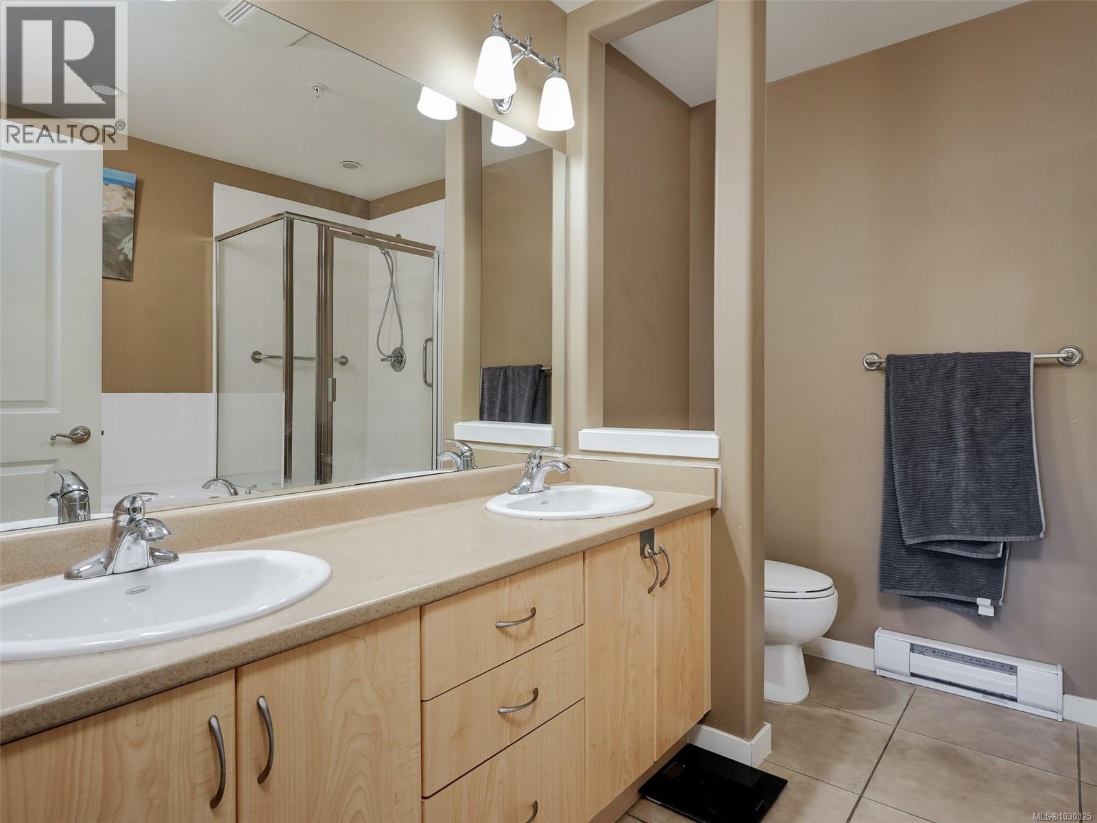 206 330 Waterfront Cres, Victoria