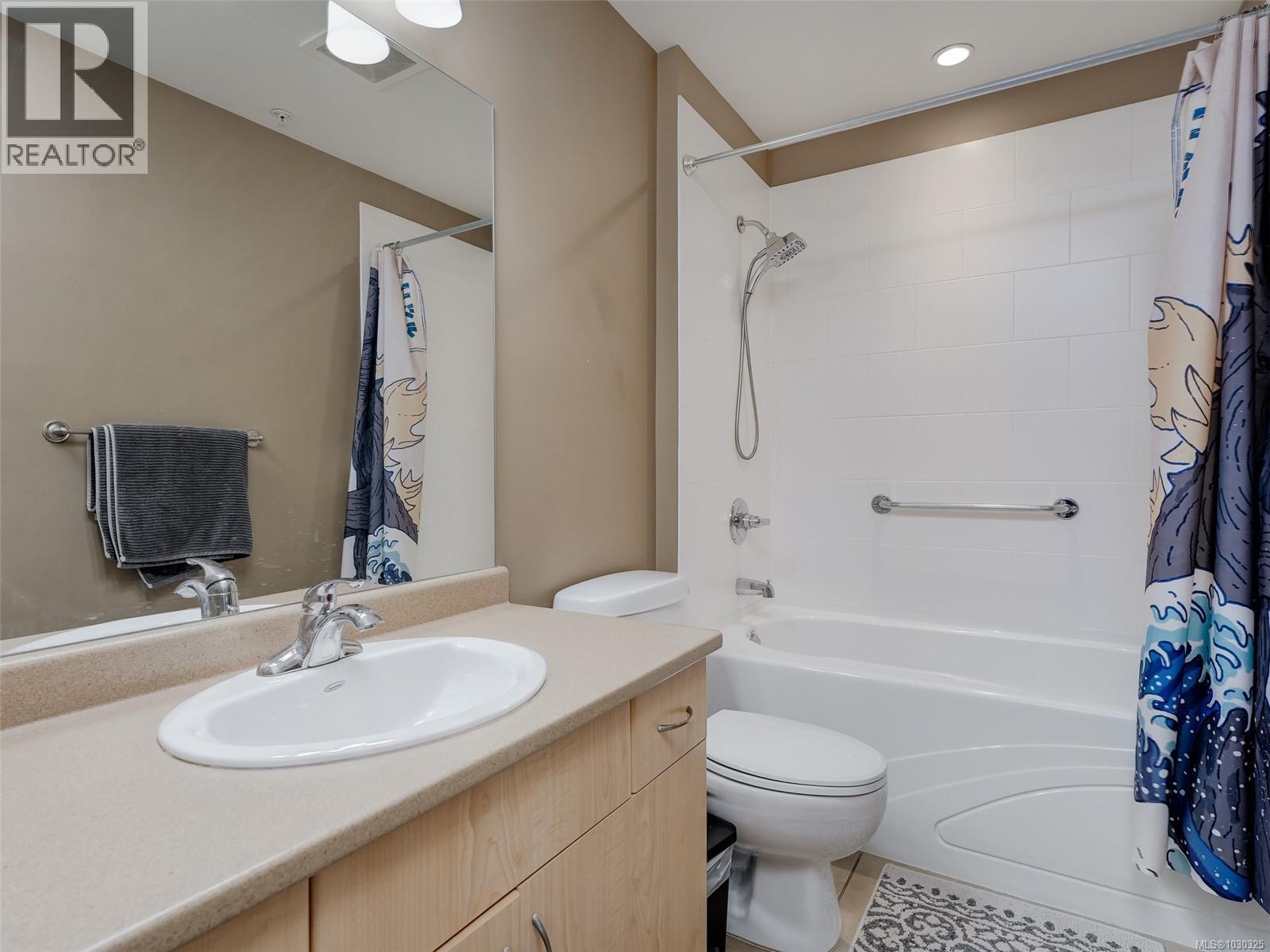 206 330 Waterfront Cres, Victoria