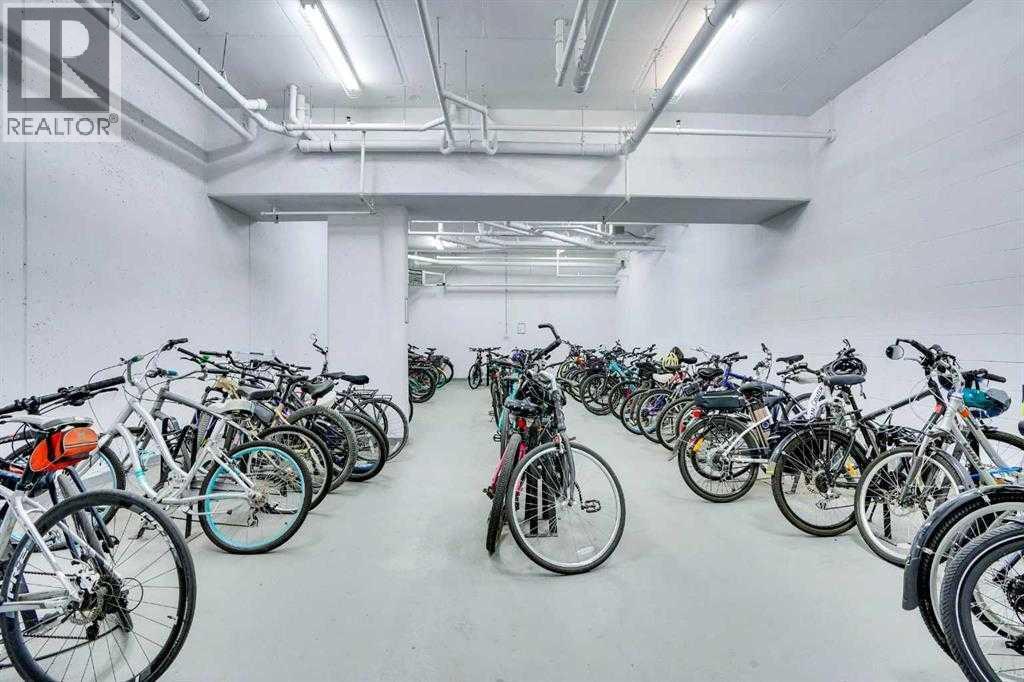 Single Family House for Sale in   Quarry Way SE Douglasdale/Glen Calgary 