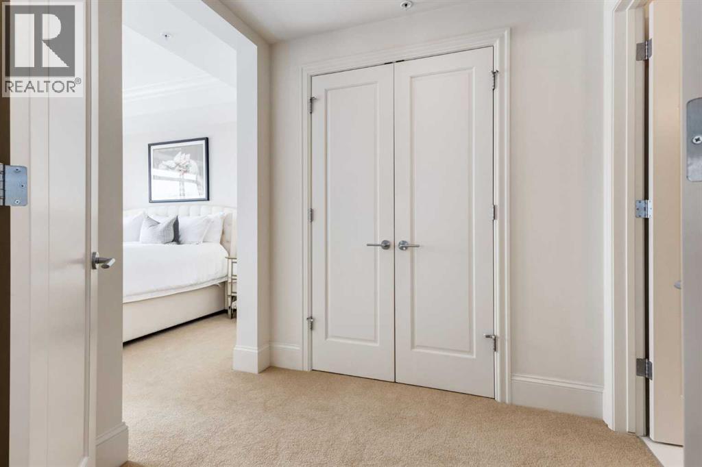 Single Family House for Sale in   Quarry Way SE Douglasdale/Glen Calgary 