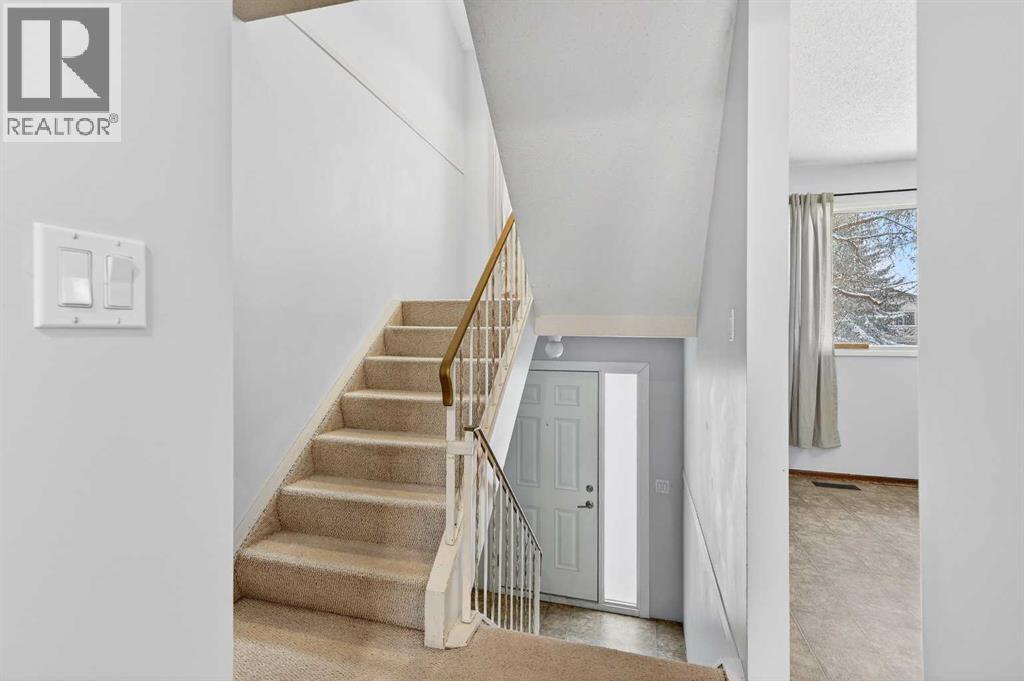 Single Family House for Sale in  Ranchlands Way NW Ranchlands Calgary 