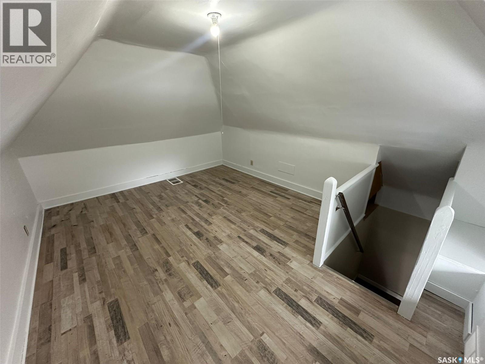 1209 K AVENUE S - 13