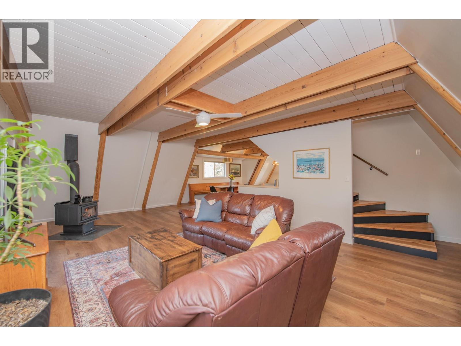 2180 Catt Avenue, Lumby