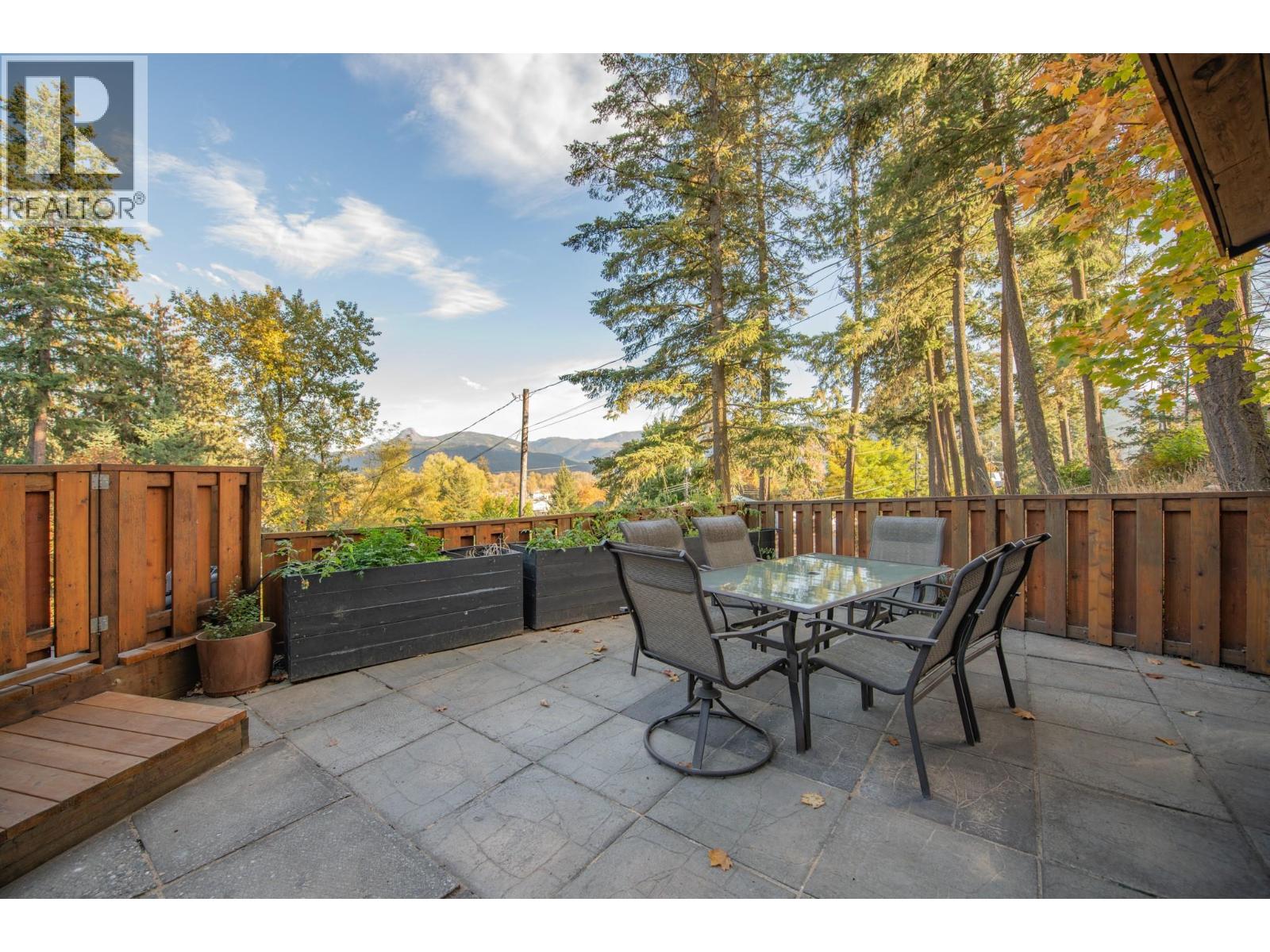 2180 Catt Avenue, Lumby