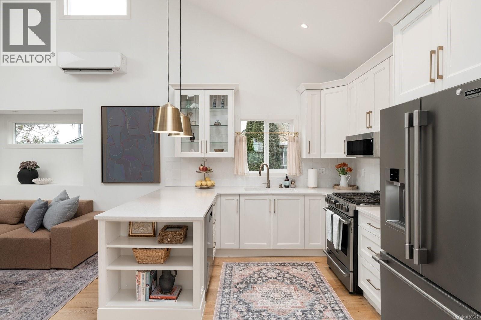 24 Lotus St, Victoria