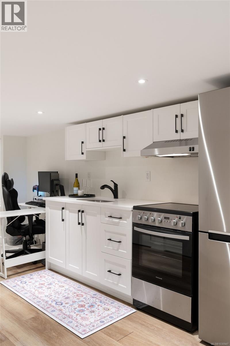 24 Lotus St, Victoria