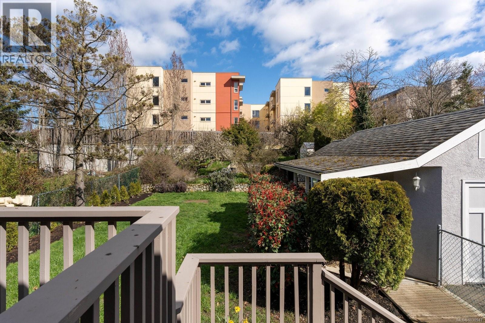 24 Lotus St, Victoria