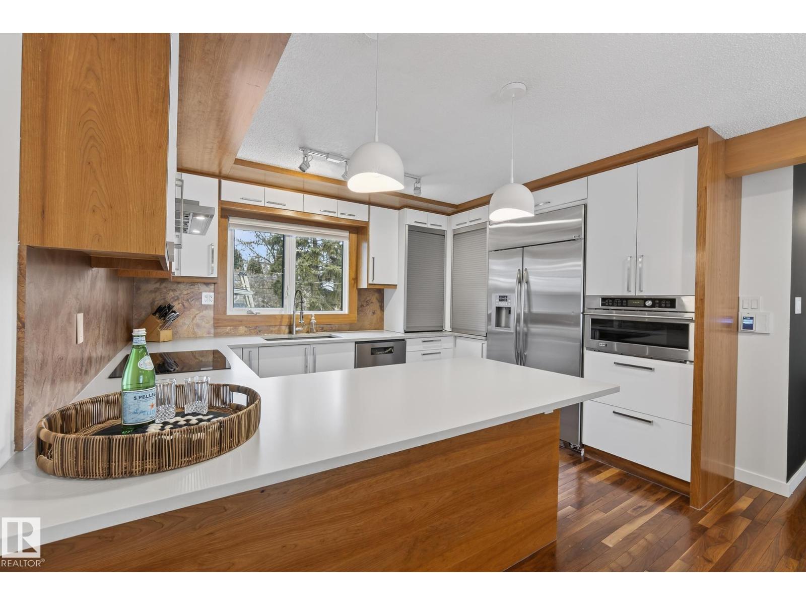 9736 78 Avenue NW, Edmonton