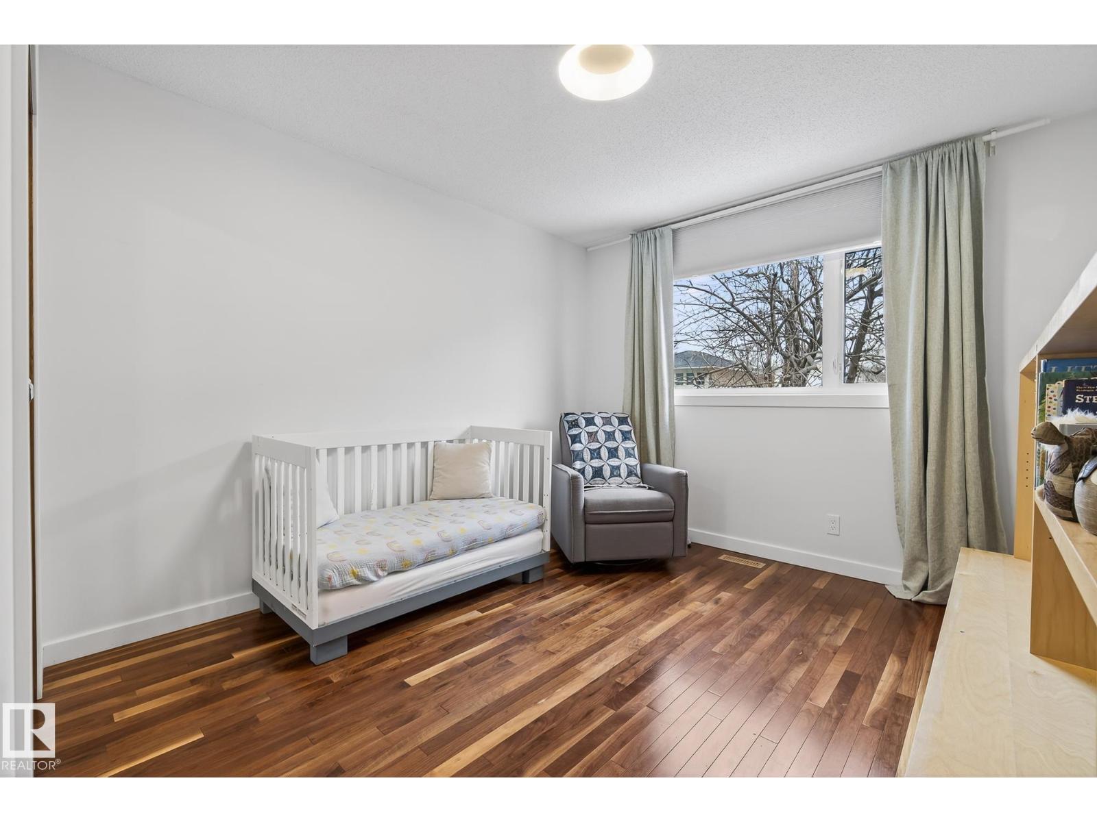 9736 78 Avenue NW, Edmonton