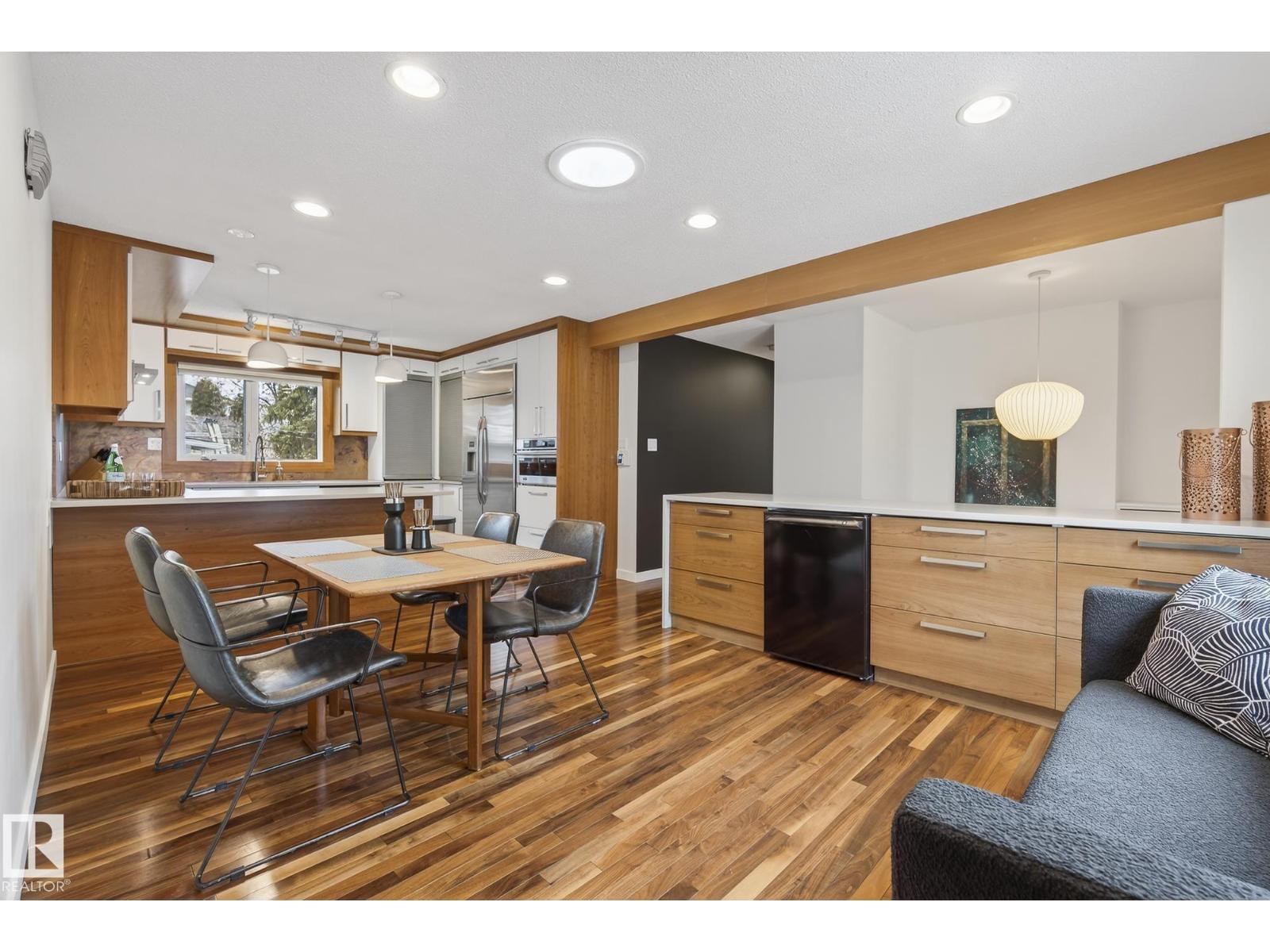 9736 78 Avenue NW, Edmonton