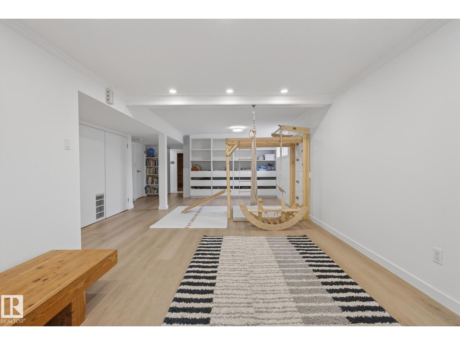 9736 78 Avenue NW, Edmonton