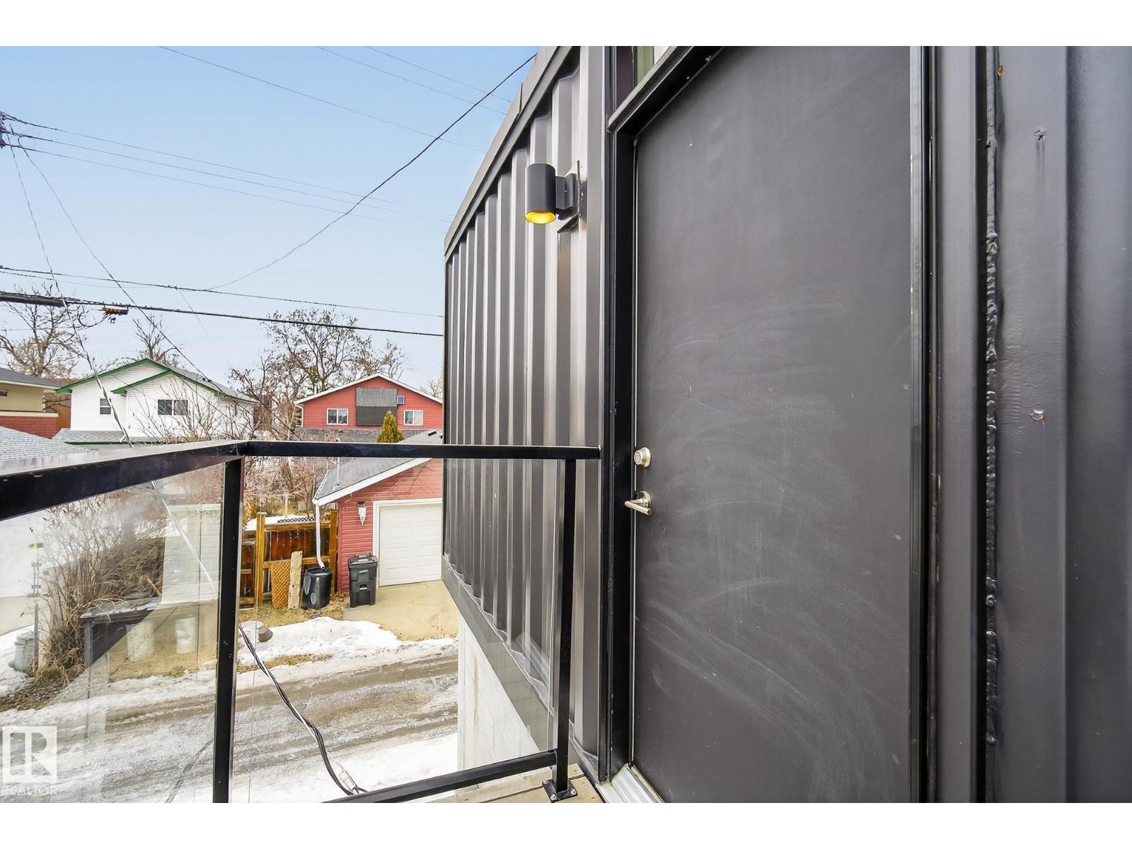 9736 78 Avenue NW, Edmonton