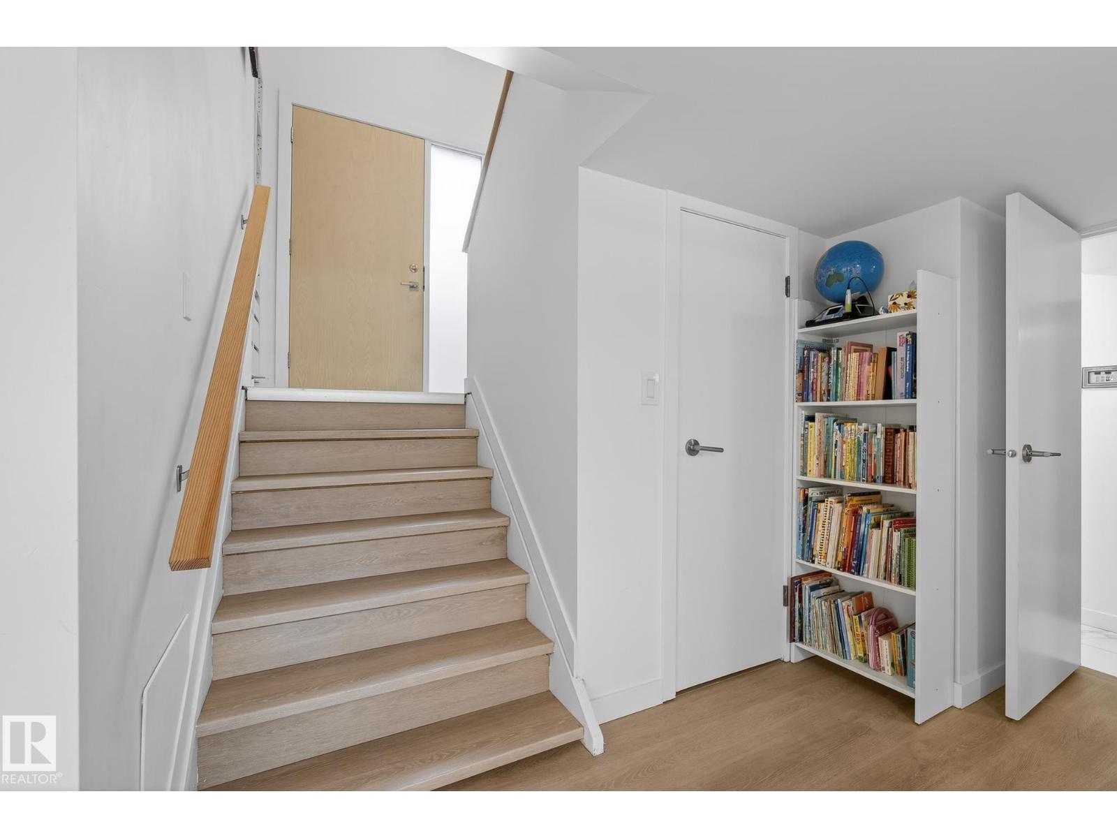 9736 78 Avenue NW, Edmonton