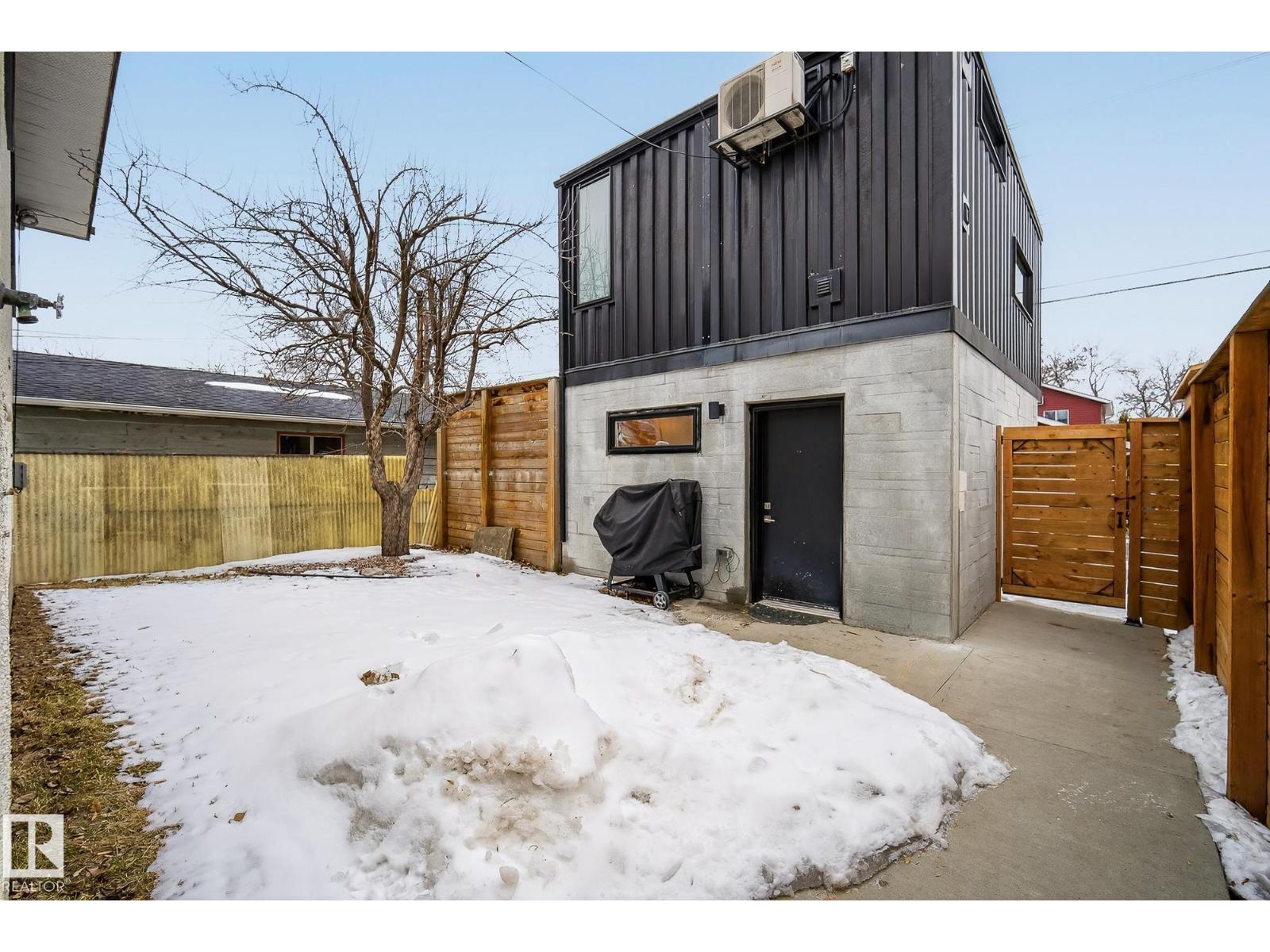 9736 78 Avenue NW, Edmonton