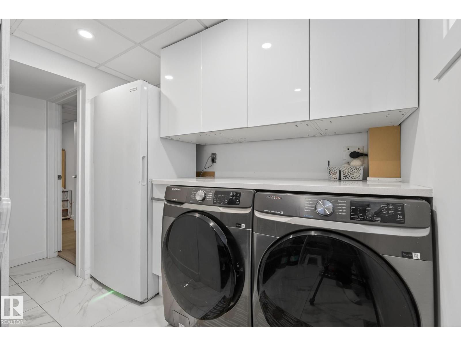 9736 78 Avenue NW, Edmonton