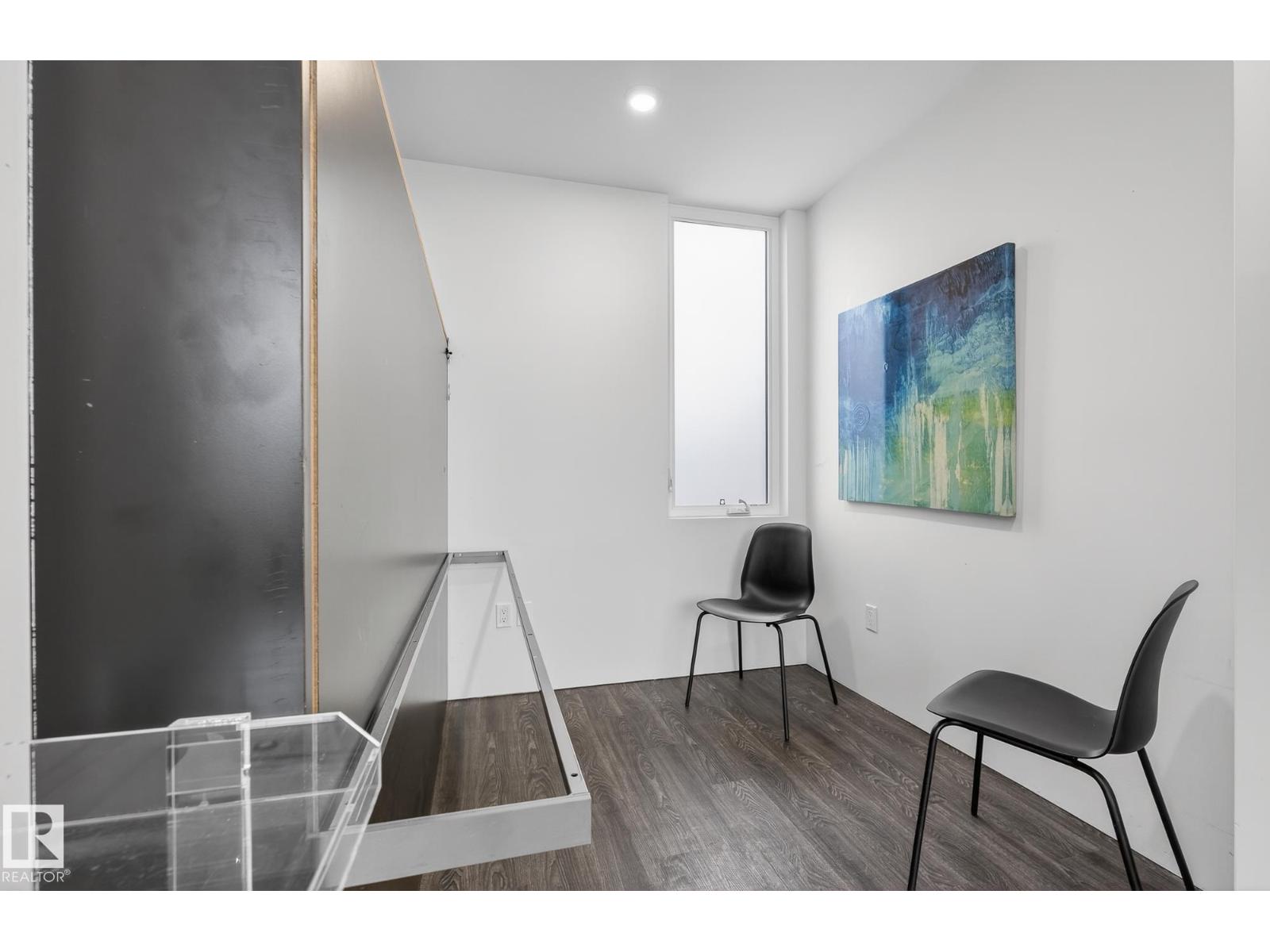 9736 78 Avenue NW, Edmonton