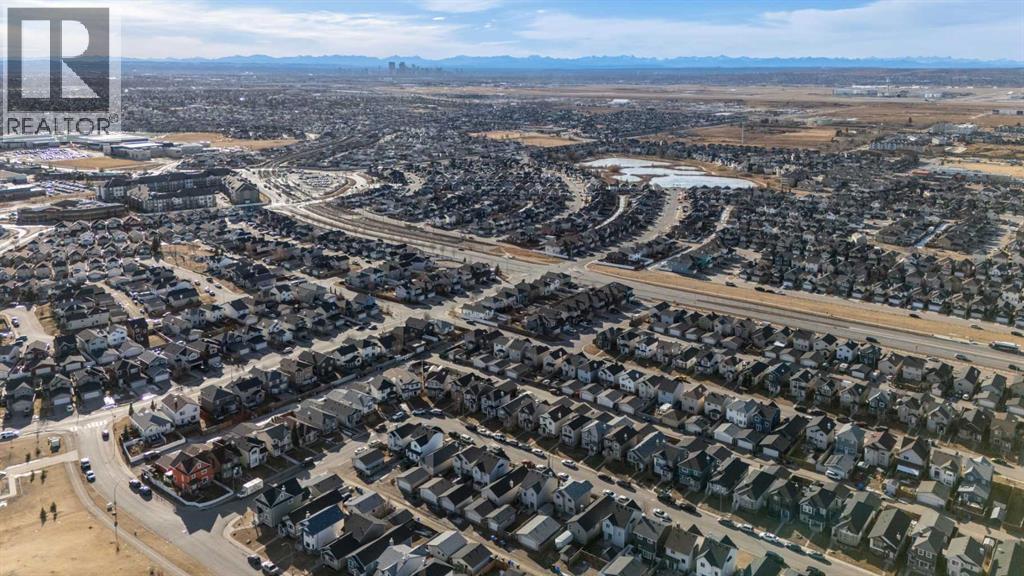 Single Family House for Sale in  Saddlemead Green NE Saddle Ridge Calgary 