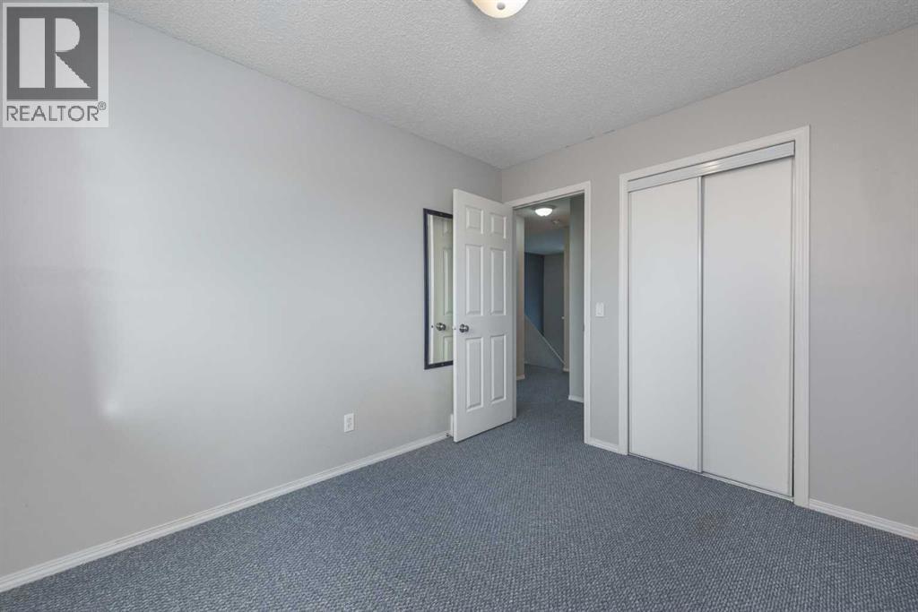 Single Family House for Sale in  Saddlemead Green NE Saddle Ridge Calgary 