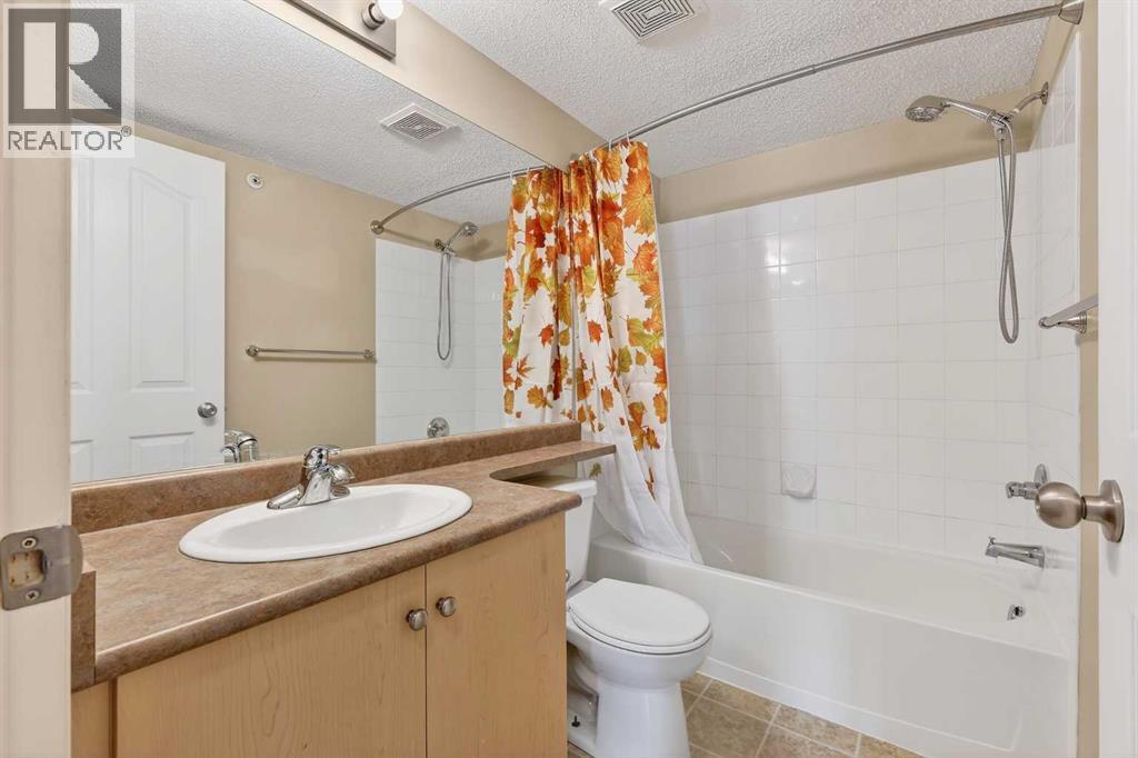 Single Family House for Sale in   Eversyde Avenue SE Evergreen Calgary 