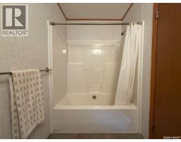 213 - 217 2nd Street W, Climax, SK S0N0N0 Photo 26
