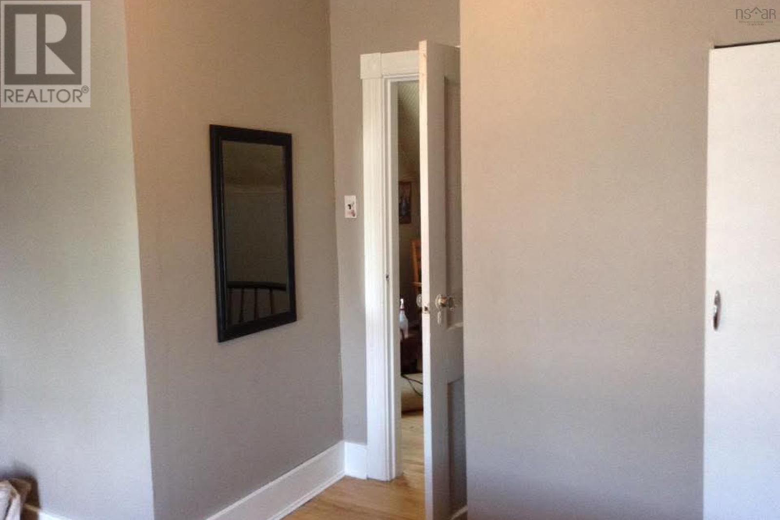 Property 23 of 34 of 26 Starr Street