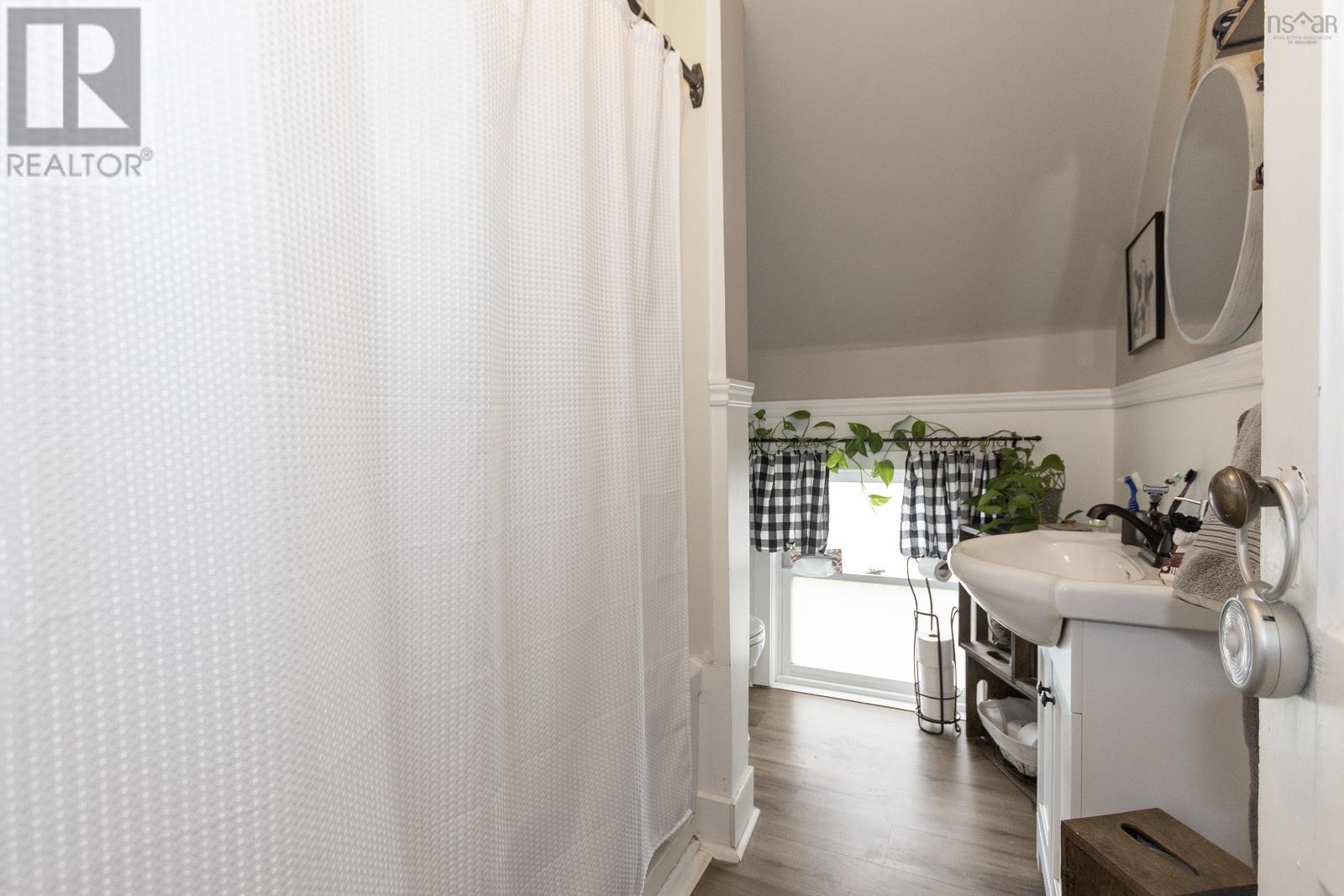 Property 27 of 34 of 26 Starr Street