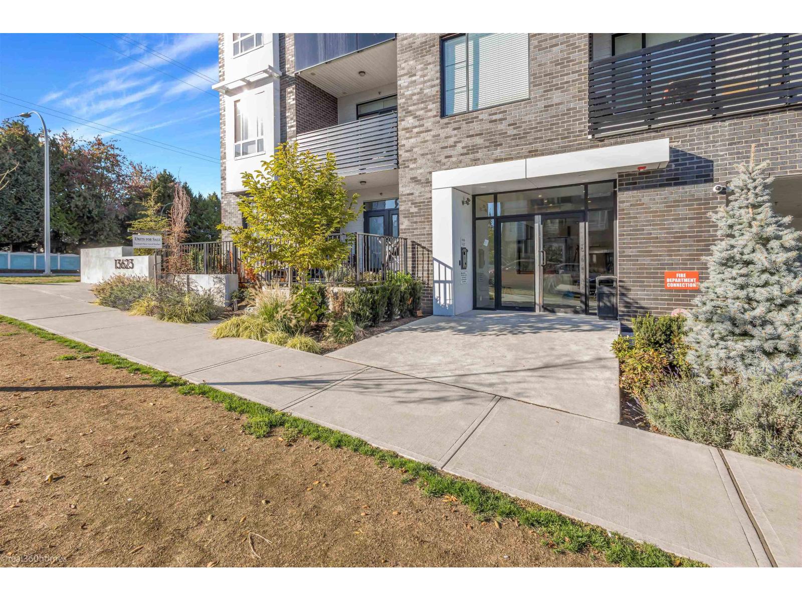 313 13623 81A Avenue - main photo