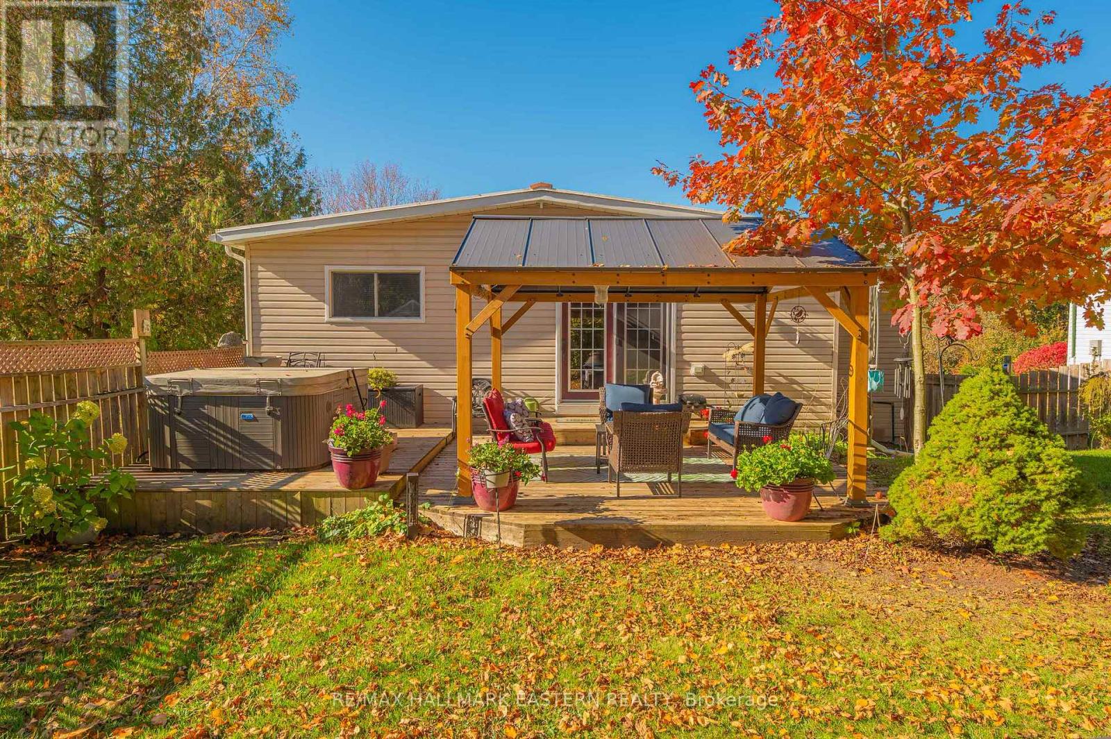 2839 PETER STREET - 11