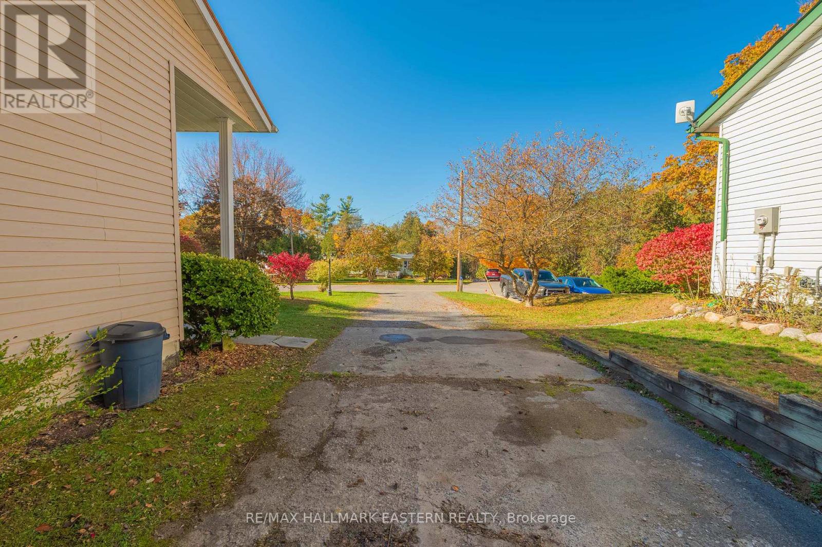 2839 PETER STREET - 6